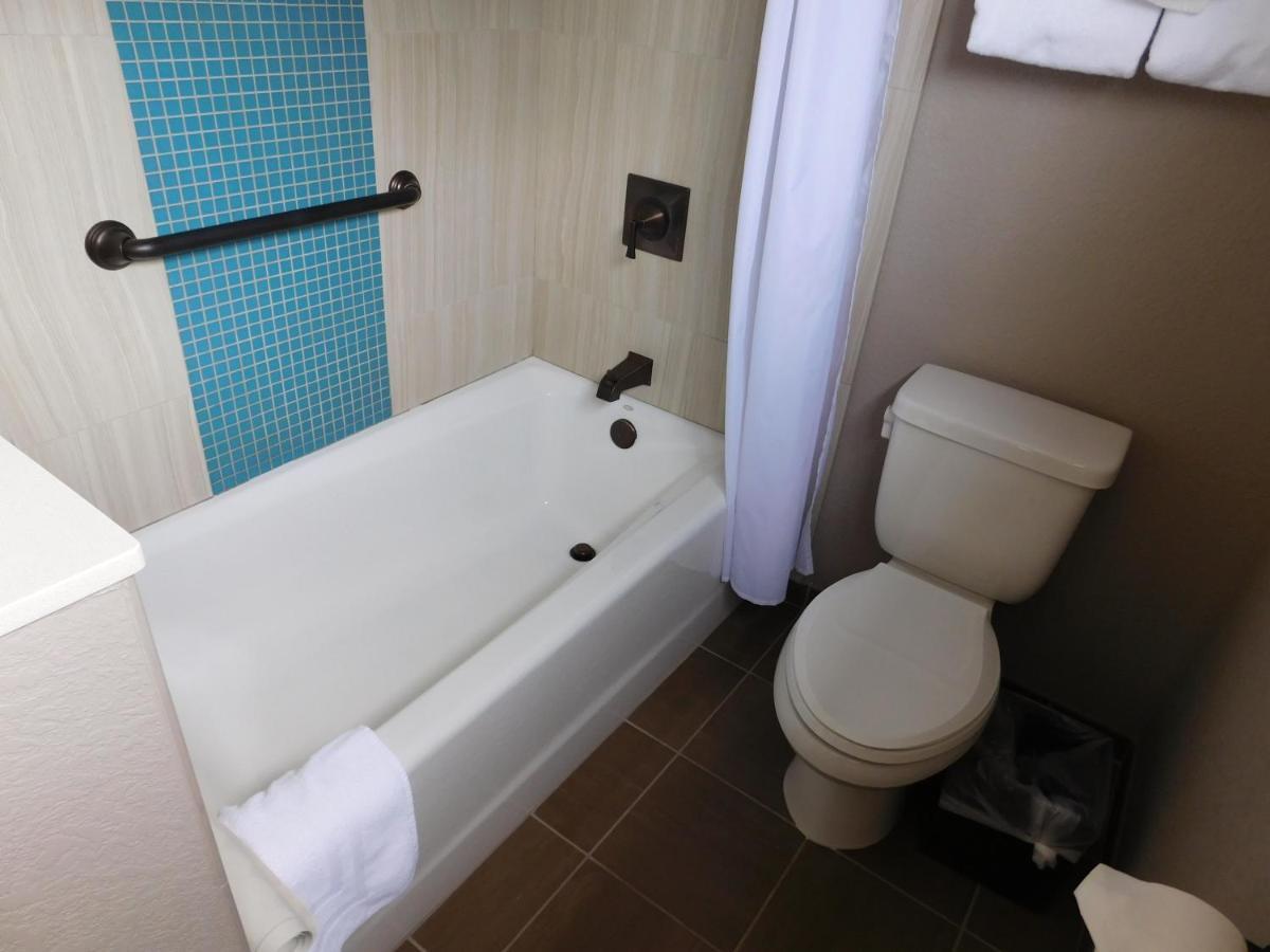 Wave Street Inn Monterey Buitenkant foto